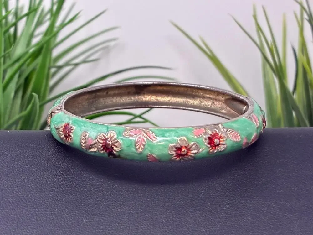 Vintage Mint Green Enamel Floral Bangle Bracelet Gold Tone Hinged Mid Century